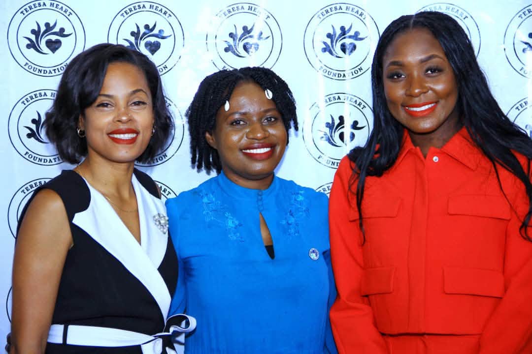 Dr. W.E. Da'Cruz with conference guests